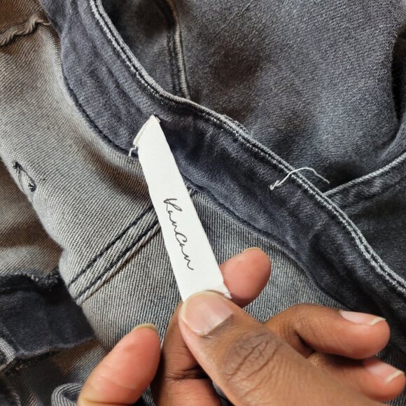 KanCan Jeans Women’s 15/31 Gray Flare Dark Wash Denim - Picture 8 of 9